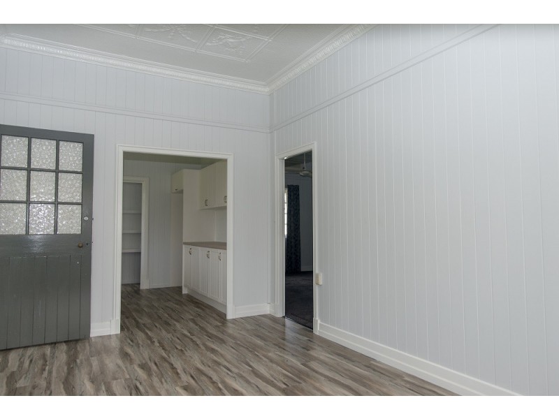 5 Eighth Ave., Kedron QLD 4031