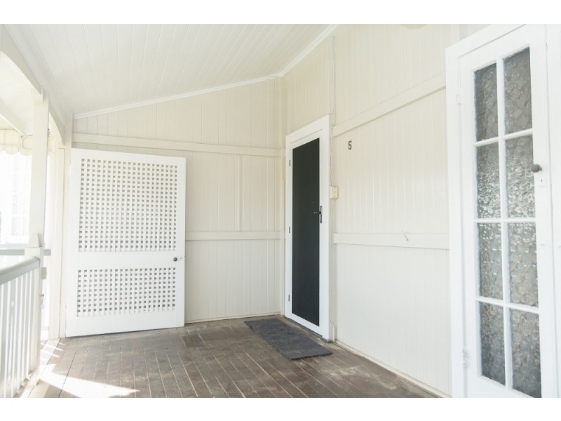 5 Eighth Ave., Kedron QLD 4031