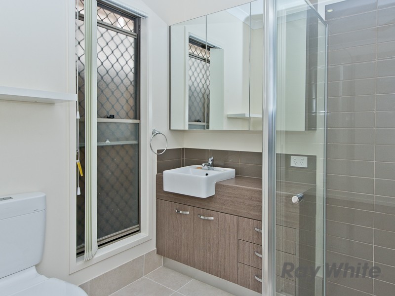 30 Flinders Circuit, Fitzgibbon QLD 4018