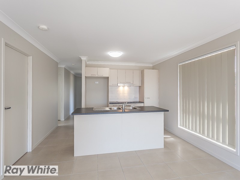 4 Claudia Circuit, Kallangur QLD 4503