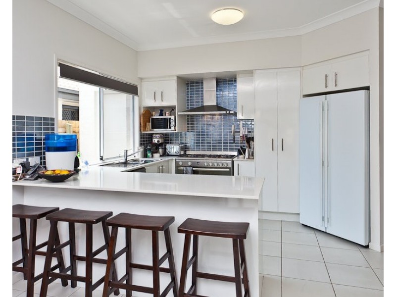 33 Merion Crescent, North Lakes QLD 4509