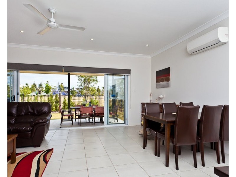 33 Merion Crescent, North Lakes QLD 4509