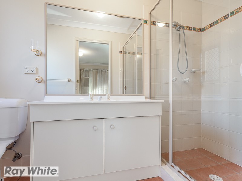 18 Gilbert Street, North Lakes QLD 4509