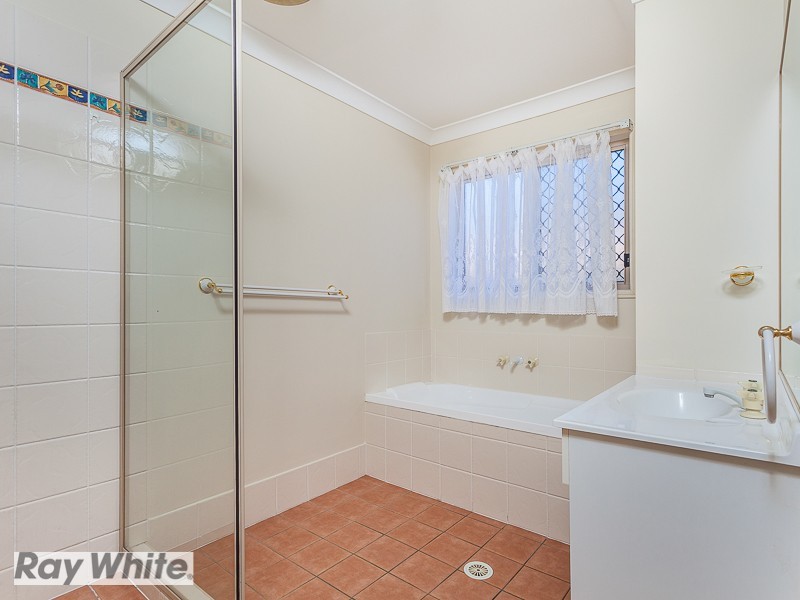18 Gilbert Street, North Lakes QLD 4509