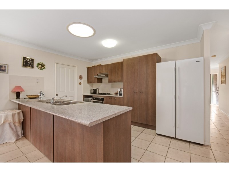 12 Diamond Avenue, Kallangur QLD 4503