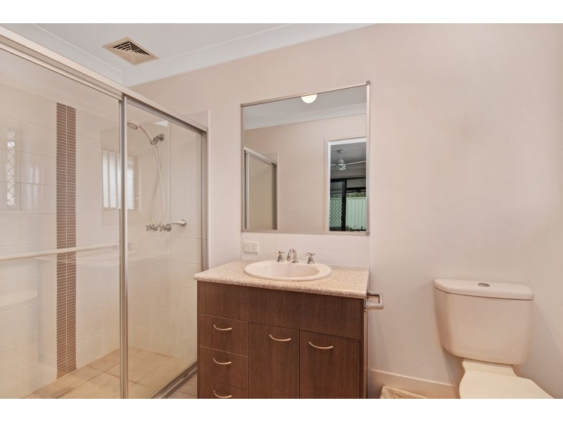 12 Diamond Avenue, Kallangur QLD 4503