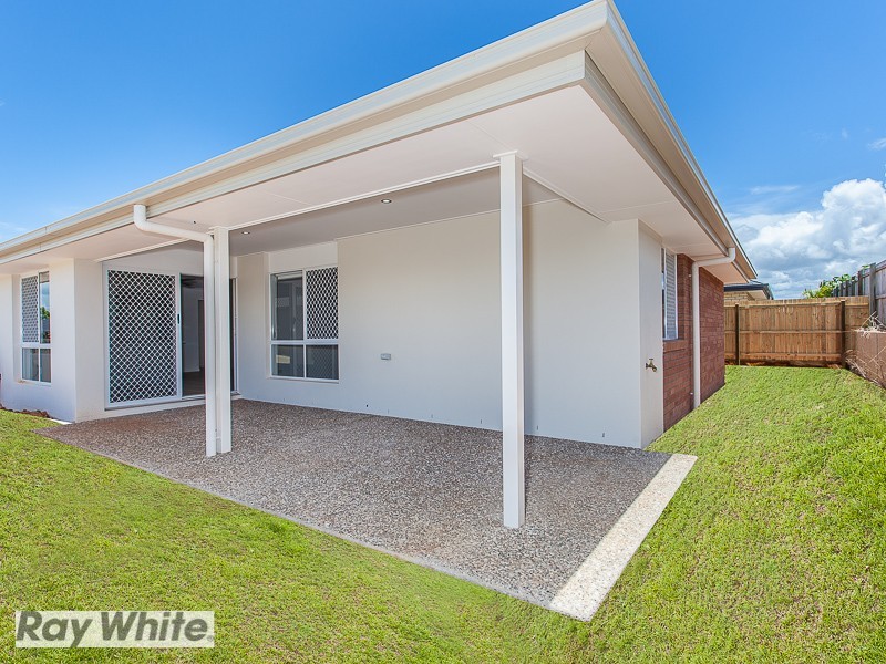 6 Dickson Crescent, North Lakes QLD 4509