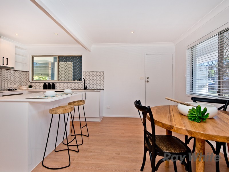 5 Lorinya Court, Battery Hill QLD 4551