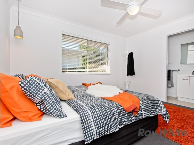 5 Lorinya Court, Battery Hill QLD 4551