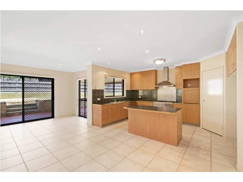 5 Pearson Court,, North Lakes QLD 4509