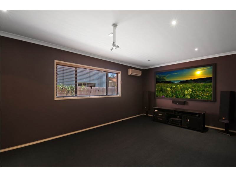 5 Pearson Court,, North Lakes QLD 4509