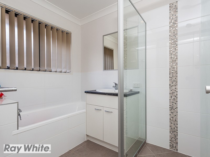 17 Madison Avenue, North Lakes QLD 4509