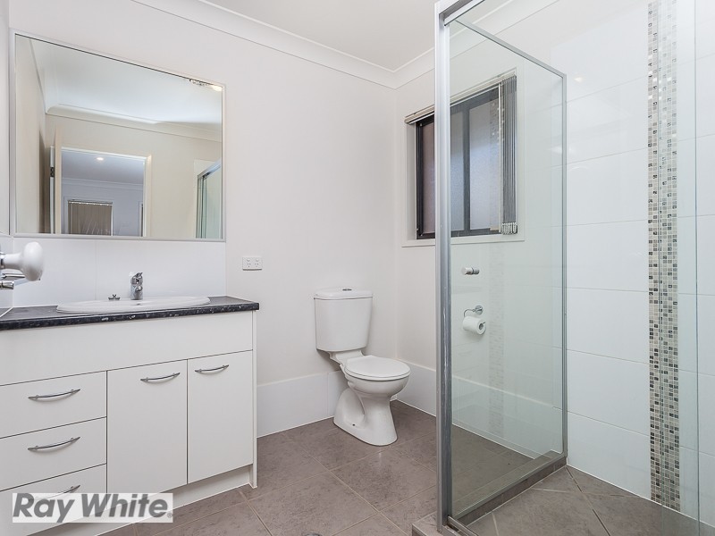 17 Madison Avenue, North Lakes QLD 4509