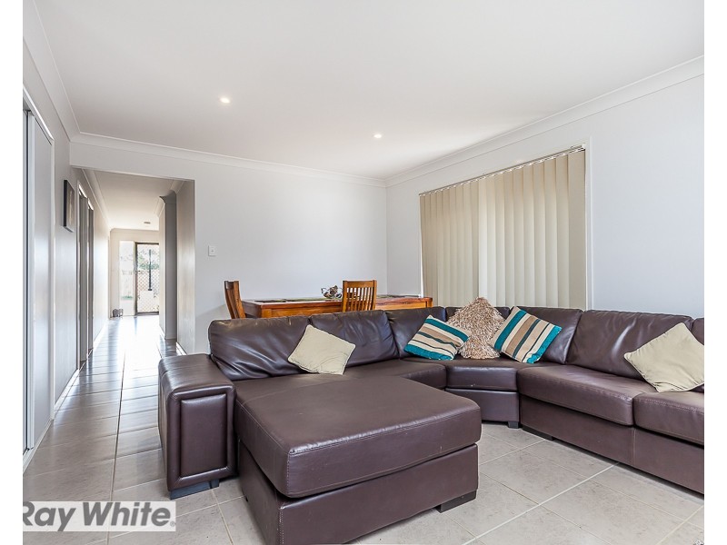 17 Madison Avenue, North Lakes QLD 4509