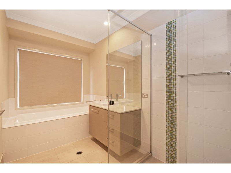 2 Liberty Circuit, North Lakes QLD 4509