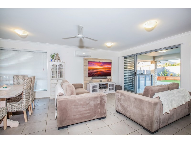 21 Denham Crescent, North Lakes QLD 4509