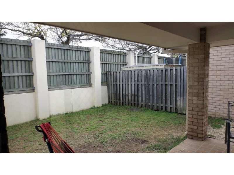 10 Acacia Crescent, Kallangur QLD 4503