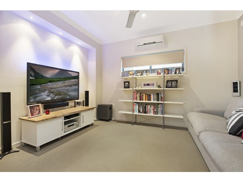 7 Backhousia Court, North Lakes QLD 4509
