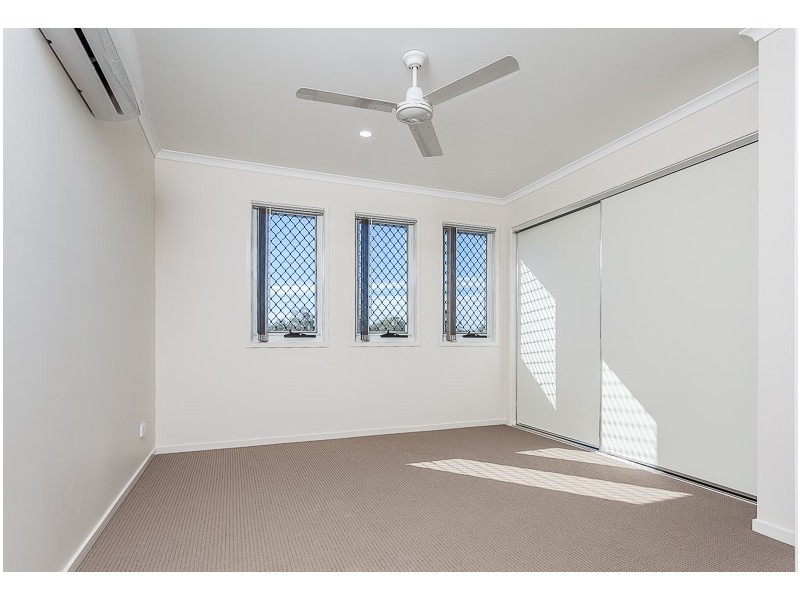 2/11 Tamarin Court, Dakabin QLD 4503