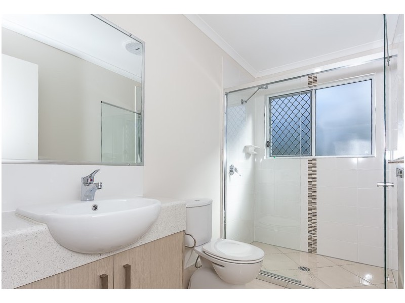 2/11 Tamarin Court, Dakabin QLD 4503
