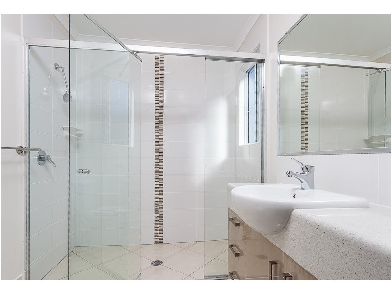 2/11 Tamarin Court, Dakabin QLD 4503