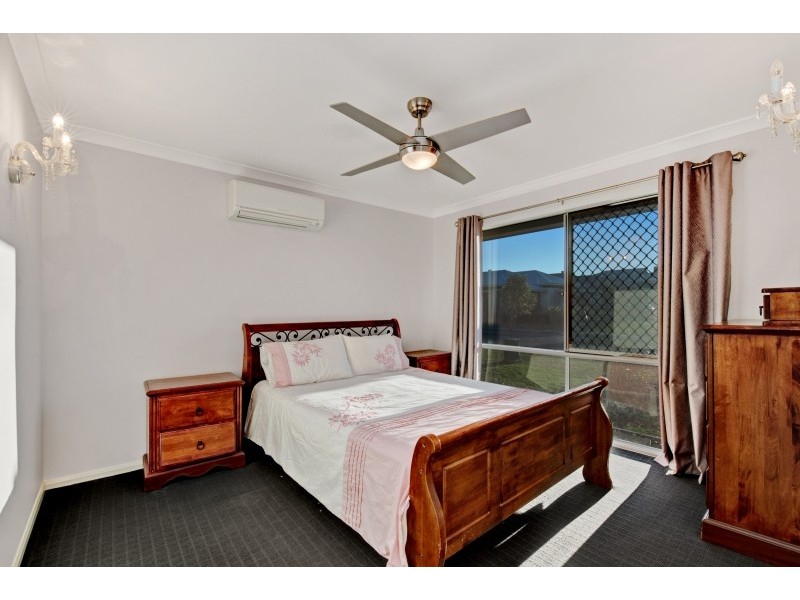 22 Wallarah Parade, North Lakes QLD 4509