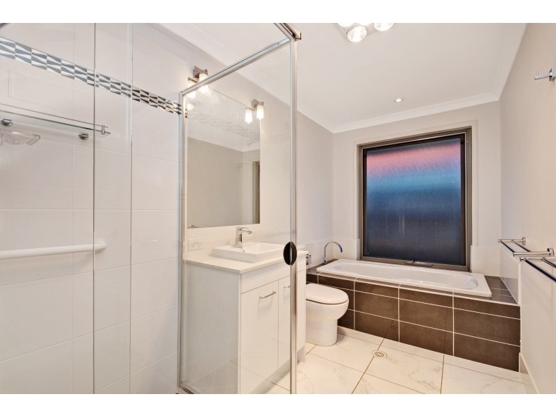22 Wallarah Parade, North Lakes QLD 4509