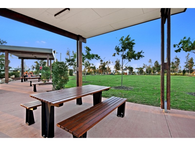 22 Wallarah Parade, North Lakes QLD 4509