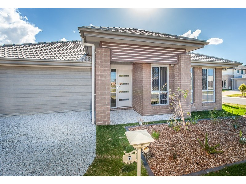 7 Cardamom Close, Griffin QLD 4503