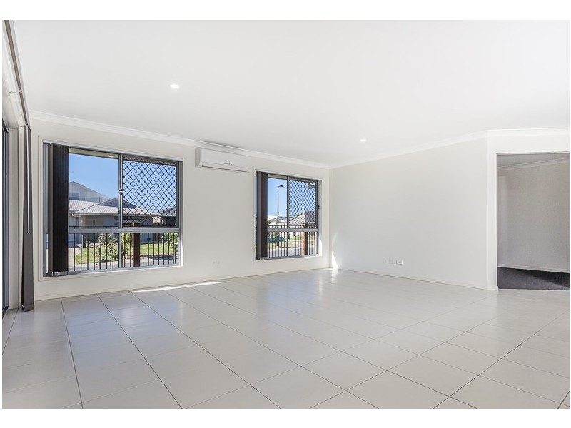 7 Cardamom Close, Griffin QLD 4503