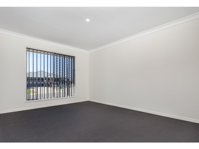 7 Cardamom Close, Griffin QLD 4503