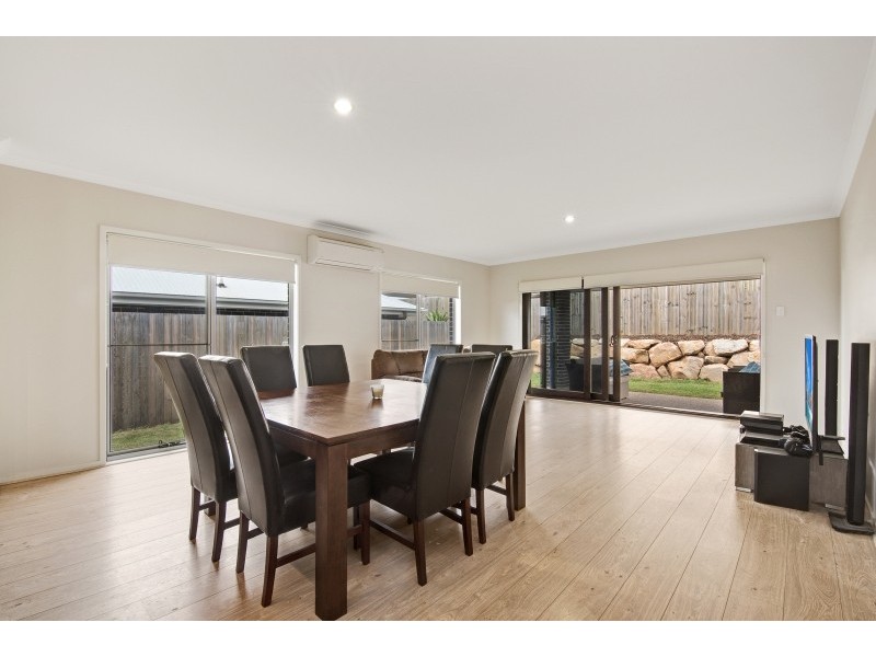 99 Expedition Drive, North Lakes QLD 4509