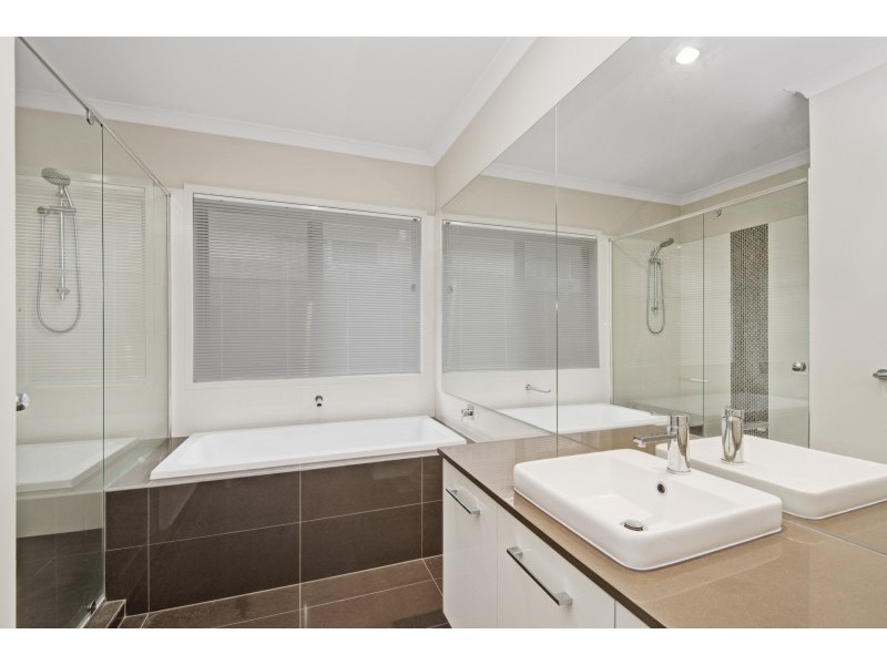 99 Expedition Drive, North Lakes QLD 4509