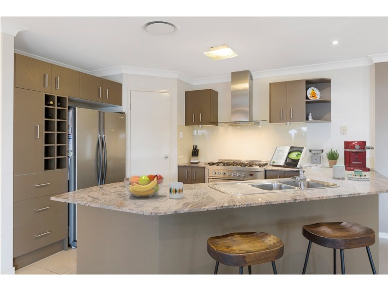 4 Baybreeze Crescent, Murrumba Downs QLD 4503