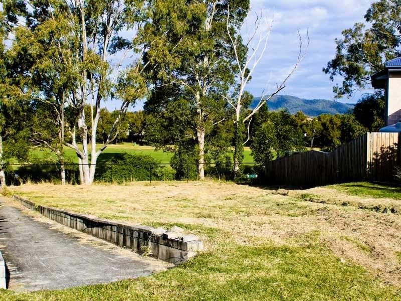 21 Long Island Drive, Windaroo QLD 4207