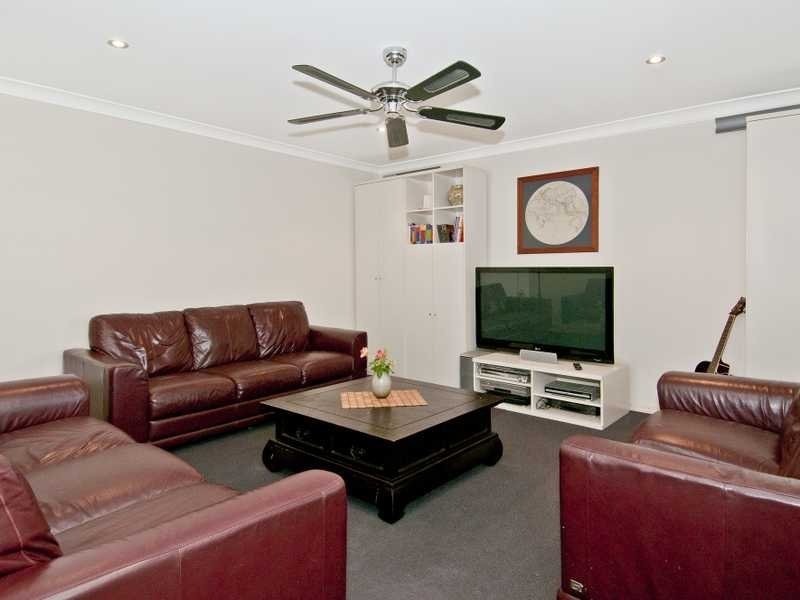 17 Grehan Cres, Mount Warren Park QLD 4207