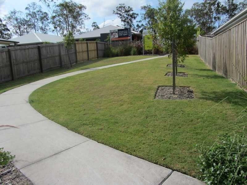 8 Richmond Crescent, Waterford QLD 4133