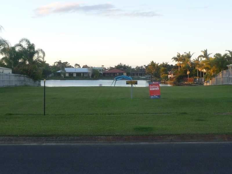 38 Royal Palm Drive, Steiglitz QLD 4207