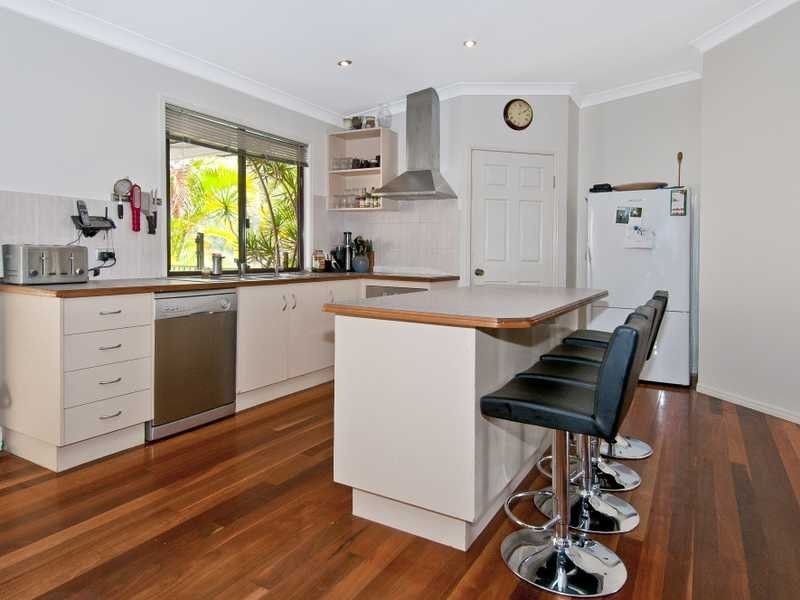 30 Armstrong Road, Belivah QLD 4207