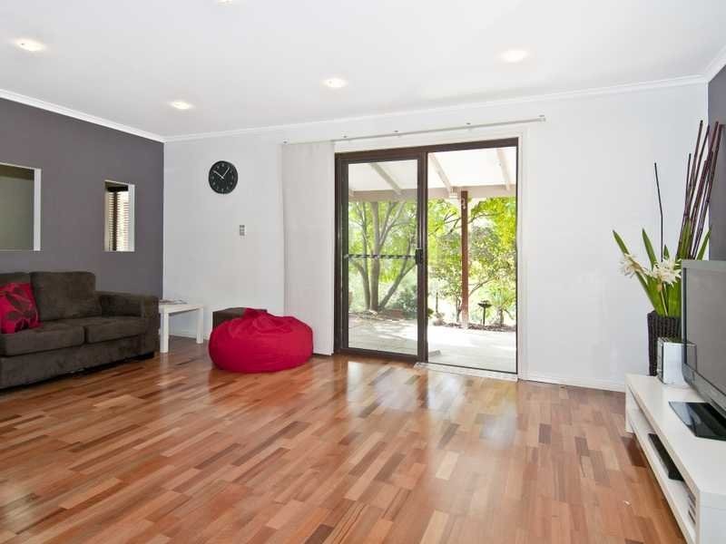 30 Armstrong Road, Belivah QLD 4207