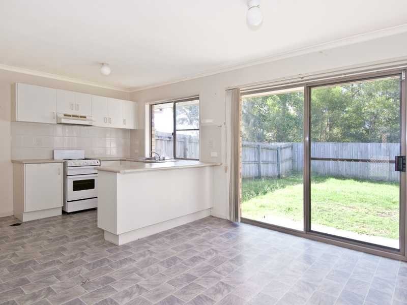 32 Dowling Crescent, Eagleby QLD 4207