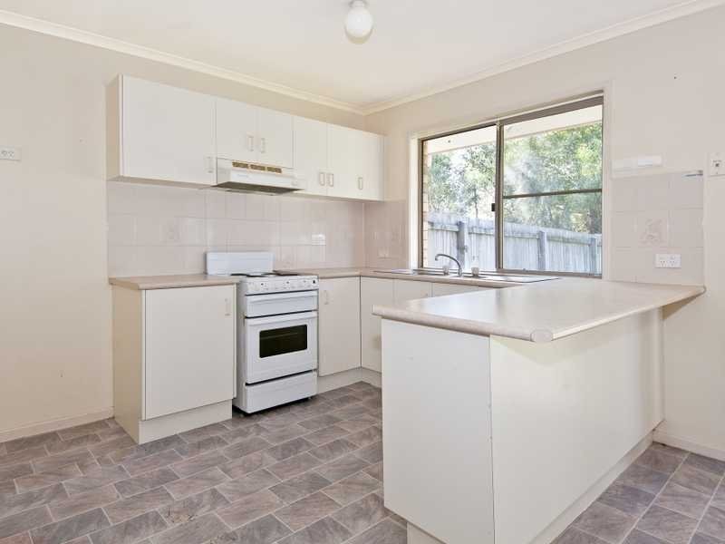 32 Dowling Crescent, Eagleby QLD 4207