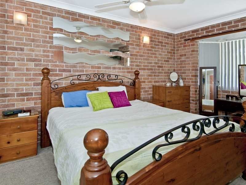 Mount Warren Park QLD 4207