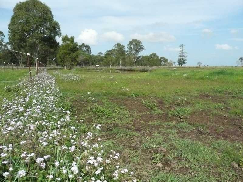 18 Faciles Road, Alberton QLD 4207