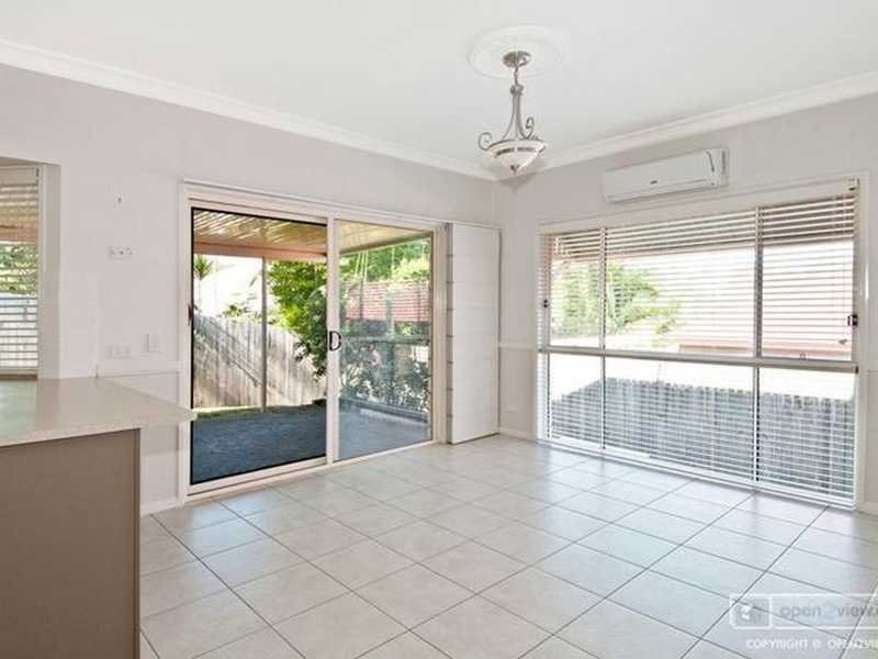 13 Benarkin Close, Waterford QLD 4133