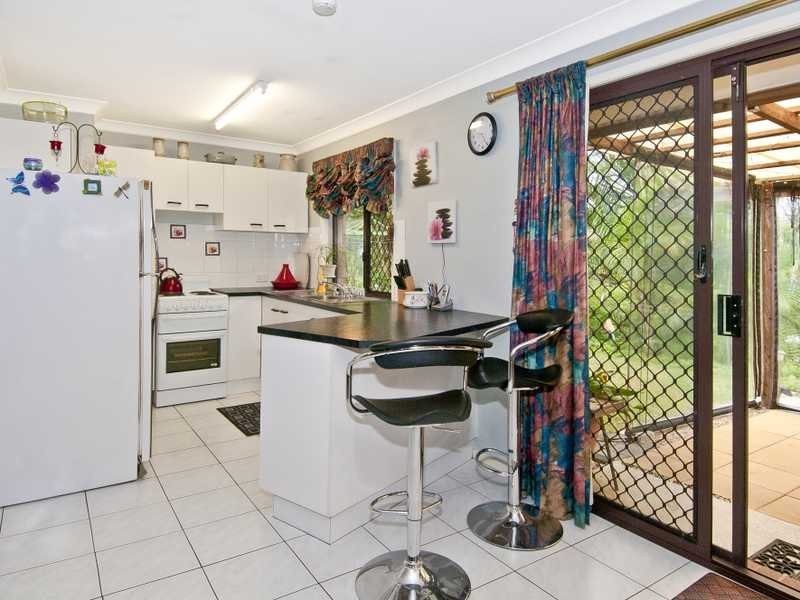 1 Jager Place, Edens Landing QLD 4207