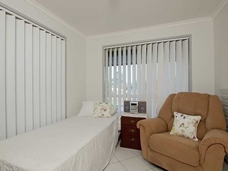 3 Leigh Place, Edens Landing QLD 4207