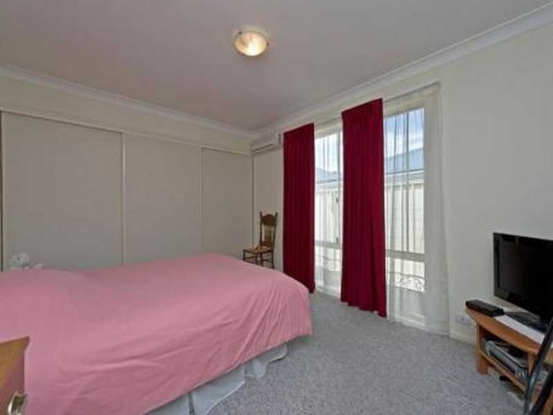 Unit 205/196 Logan Street, Eagleby QLD 4207