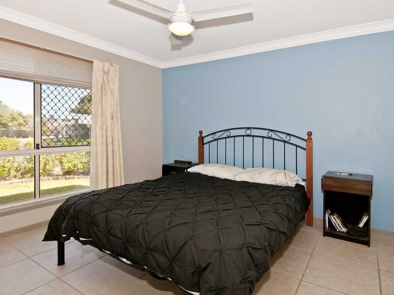 2 Lithfield Place, Loganholme QLD 4129