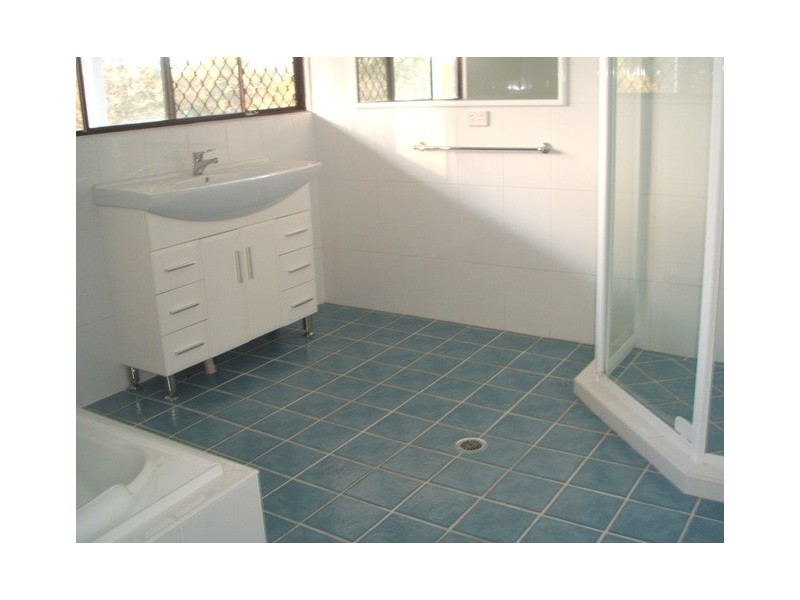 32 Majella Crescent, Windaroo QLD 4207